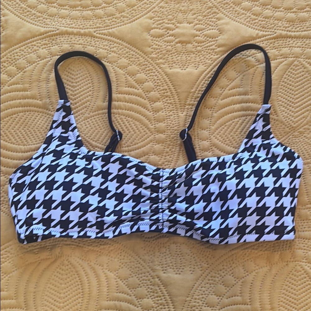 Houndstooth bikini top